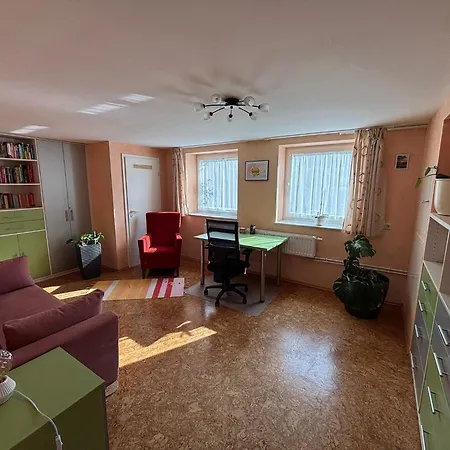 Im Gruenen Apartman *